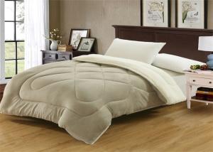 China Solid Coral Fleece Quilt Bedding Sets 160x240 220x240 240x260cm No Bleaching on sale