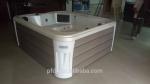 Corner Location Freestanding Spa Tub 5 Person Capacity With Bluetooth Speakers