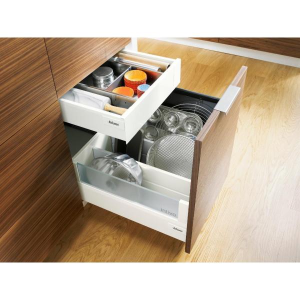 Customizable White Solid Wood High Gloss Kitchen Cabinet for Villa Renovation Project
