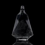 China Thick Bottom Clear Flint Glass Bottle for Gin Whisky Rum Tequila and Brandy 2022 Design for sale