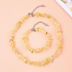 China Handmade Adjustable Chips Gravel Stone Bracelet Necklace Set Irregular Crystal Healing Energy Jewelry Kit on sale