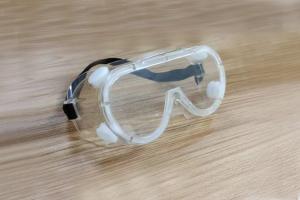 China Customized Safety Glasses Eye Protector Safety Goggles With PC Professional on sale