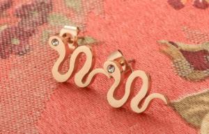 China Fashion women jewelry titanium steel rose gold plated snake earring on sale