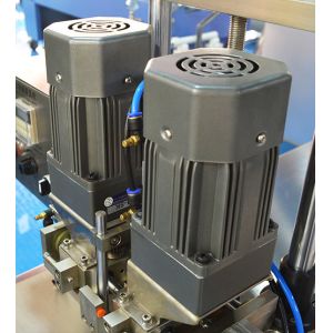 High Efficiency Semi-Automatic Spray Pump Cap Capping Machine (SLXGJ-6100)