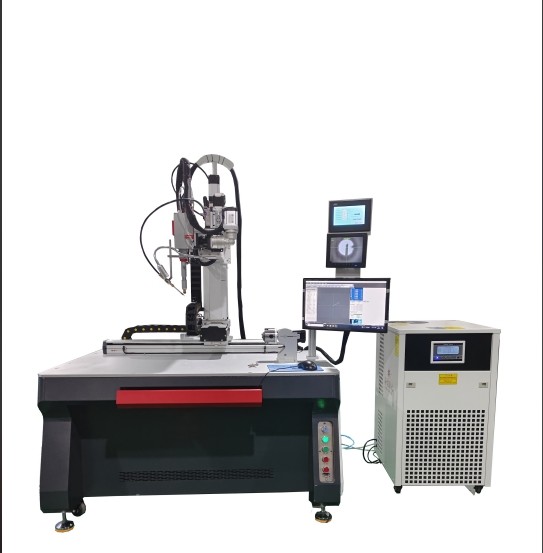 Six Axis 3000W Laser Welder Continuous Laser Welding Machine 1064nm Wavelength