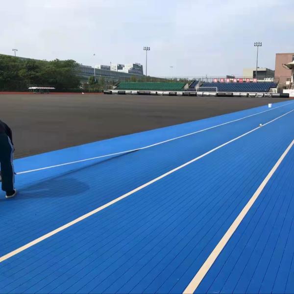Buy Non Toxic Shock Absorbing Floor Tiles , Rubber Foaming Shock Pads For Artificial Turf at wholesale prices