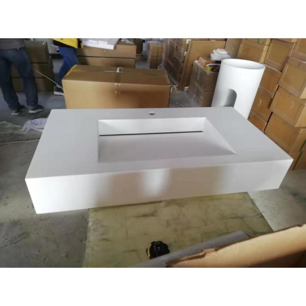 White Wall Hung Basin UV Resistant Anti Yellowing Long Service Span
