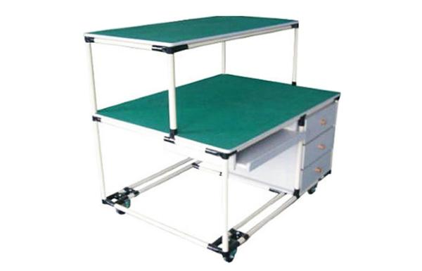 Buy Custom Small Garage Workbenches Rack Display With Plastic Coated Pipes at wholesale prices