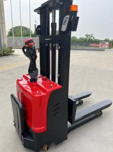 Quality 1.5 Ton 4500mm Ride On Forklift Platform Electric Stacker With Reversing Horn And Mirror For Cargo Handling for sale