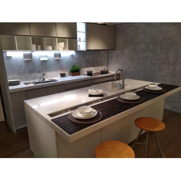 Different Cabinets Designs 93% 30mm Quartz Stone Top
