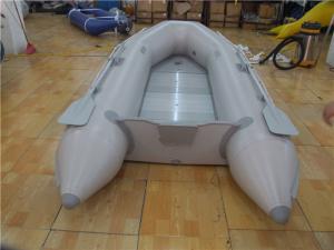 Quality 4 Person Green Kayak Pvc Inflatable Boat For Fishing Customized Color for sale