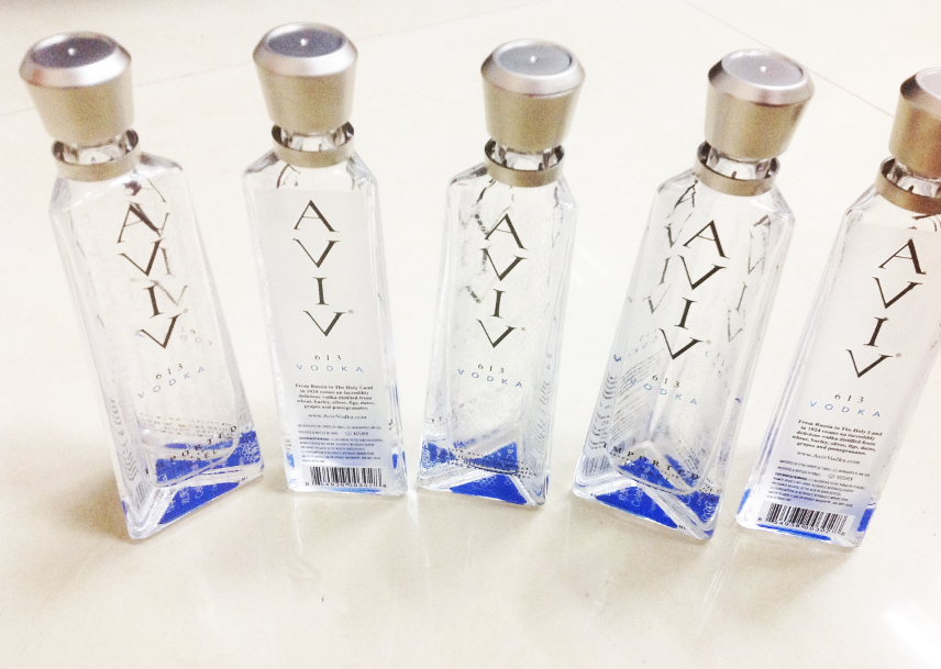 Partial Coated Decal Vodka Glass Bottle Tamper Proofed ISO9001