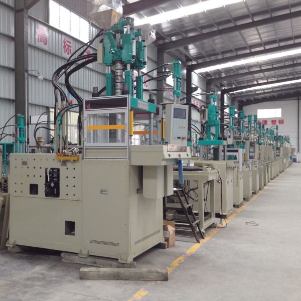 High Speed Injection Moulding Machine / Vertical Metal Injection Molding Machine