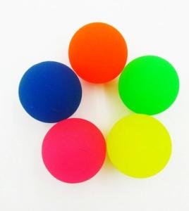 China promotional rubber bouncing ball on sale