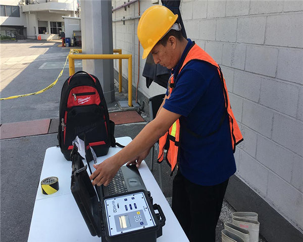 Durable Area Velocity Flow Meter , Doppler Flow Meter Ultrasonic Portable