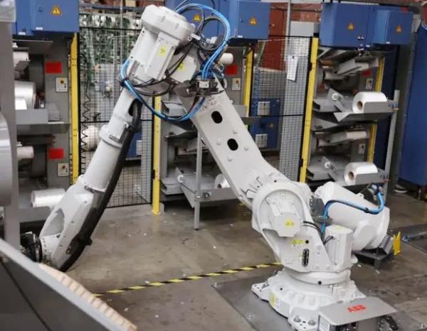 Buy Articulated Robots IRB 5710-110  advanced features flexibility at wholesale prices