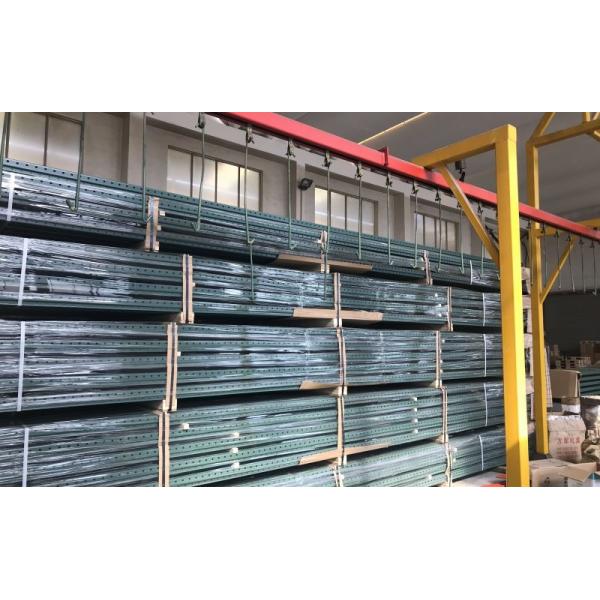 Versatile for Inventory Changes Teardrop Pallet Rack