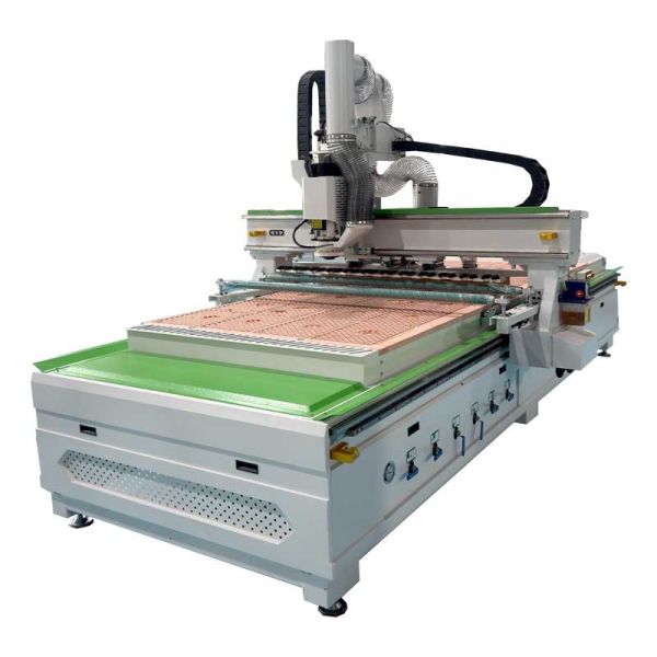 Auto Change CNC Router Woodworking Machine With Press Roller For Cabinet & Door Making