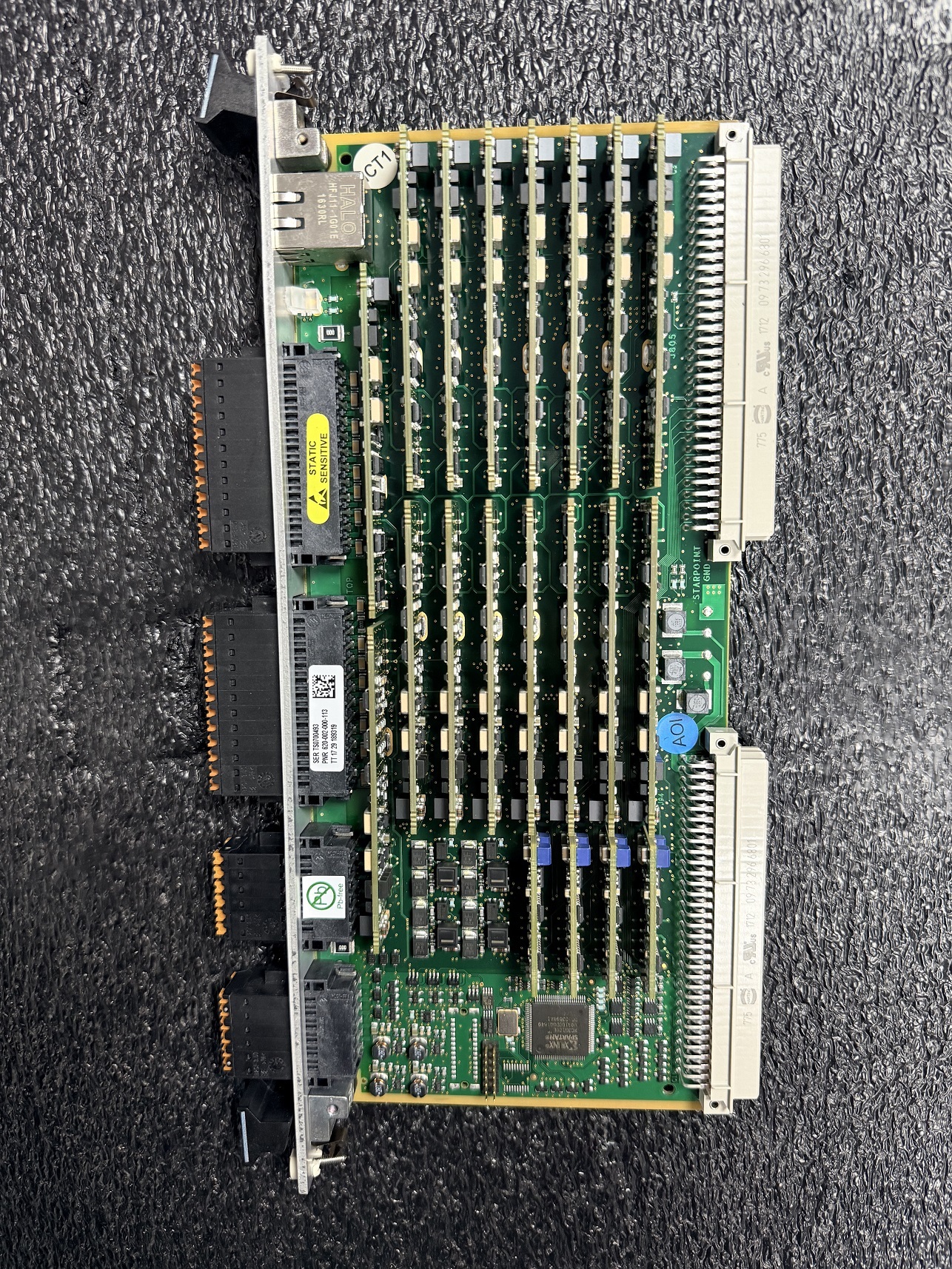 XIO16T 620-002-000-113 Extended Input/Output Module with 16 Dynamic Input Channels and 4 Configurable Tachometer Channels