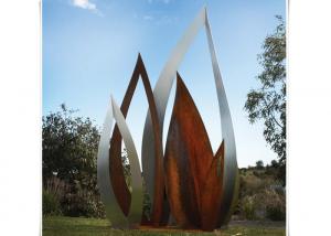 Quality Metal Garden Ornament Botanical Corten Steel Leaf Sculpture with Rusty Finish for sale