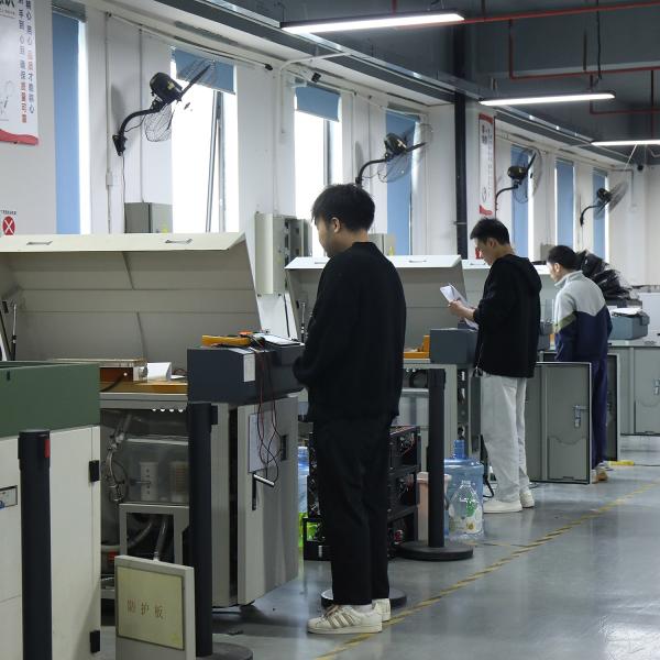 HW Semiconductor Welding Head with Multi-interface Compatible Design for Plastic