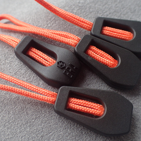 Durable Embossed Logo PVC Zipper Slider Puller