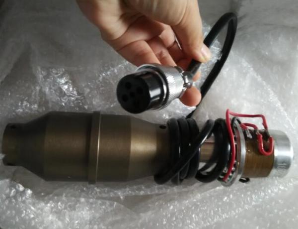 Welding High Power Ultrasonic Transducer with Amplitude Transformer and