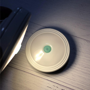 Battery Powered Operated Press Push On/Off Portable Touch Activated Stick on Touch Activated Tap Light LED Puck LiGHT Puck Light