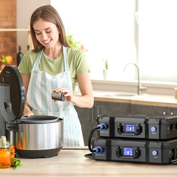 Portable UPS Solar Generator with 2072Wh Battery Capacity MPPT Charging Controller and Weatherproof Design