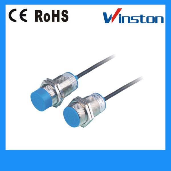 XM30 Inductive Proximity Sensor Detectable Object Metal 15 - 30 VDC
