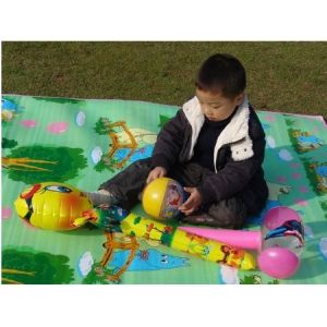 Supplying EPE Foam Sheet to Film Laminating Machine