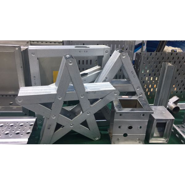 New Designed Automatic Stable Light Gauge Steel Framing Machine for Vila House