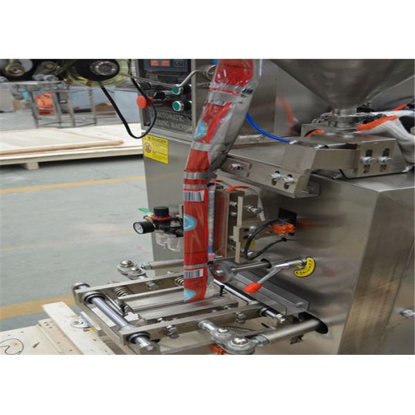 High Speed Hot Sauce Filling Machine , Three Sides Seal Ketchup Packaging Machine