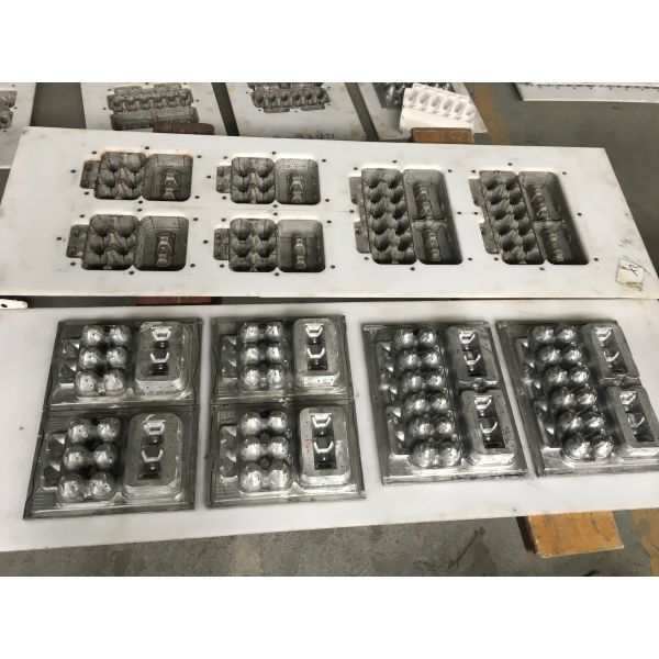 Rotational Egg Box Machine / Waste Paper Egg Tray Molding Machine
