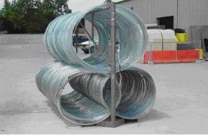 hot dipped galvanized razor wire isolation barrier spiral intersecting razor barbed wire sentry frontier defense mesh