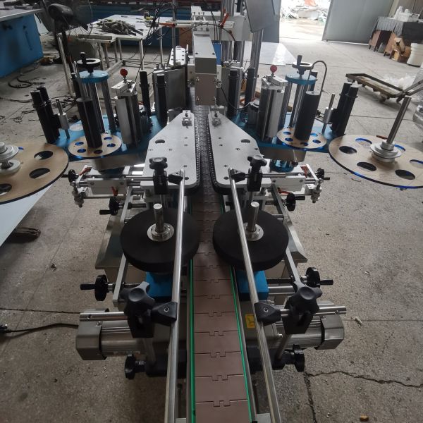 SUS304 Round Bottle Labeling Machine