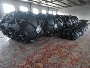 Quality 50kpa Marine Pneumatic Rubber Buoy Fenders With Airplane Tire for sale