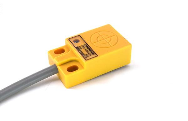 Buy IP67 PNP Proximity Switch Stable Performance High Repeated Positioning Accuracy at wholesale prices