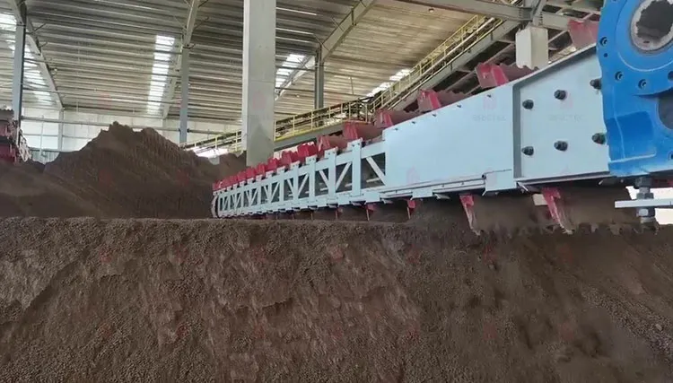 Automatic Bridge-Type Bucket Reclaimer Enclosed Design for Clay Brick Raw Material Storage