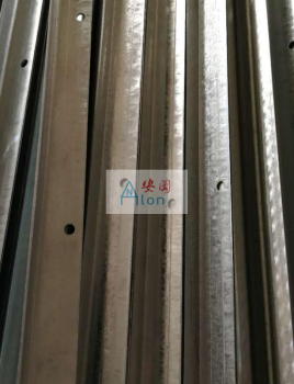 Non - Overlapping Open Gable Trellis System Excellent Ventilation And Air Permeability