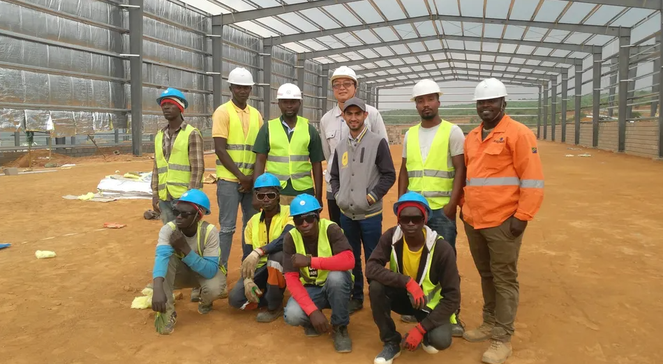 Customizable Span Preengineered Steel Structure Workshop with High Fire Resistance and Quick Built Design