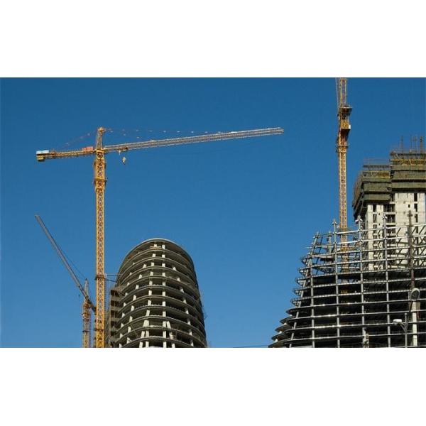 Steel Square Tube Climbing Formwork System , Trailing Level Shaft Platform Painted