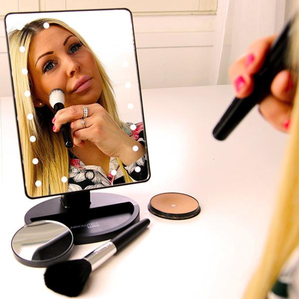 LED Light Up Handheld Mirror / Handheld Magnifying Makeup Mirror Small Round 10X Magnifying