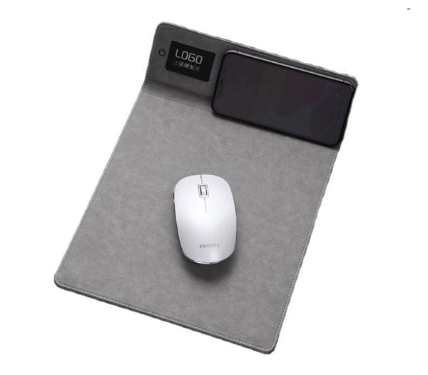 Buy Multicolor folding Wireless Charging Mouse Pad oilproof Reusable at wholesale prices