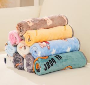 China Cat Sleeping Blanket With Paw Print Dog Cat Soft Fleece Blankets Sleep Mat on sale