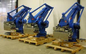 China Mixed Automatic Palletizing Robot System Case Packer Palletizer Depalletizer on sale
