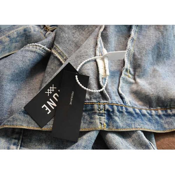 Black TPU Printing Custom Garment Hang Tags With Silicone Logo
