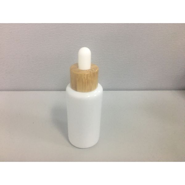 30ml Glass Dropper Bottles hot sell / Glass With Bamboo Collar Essential Oil Bottles OEM