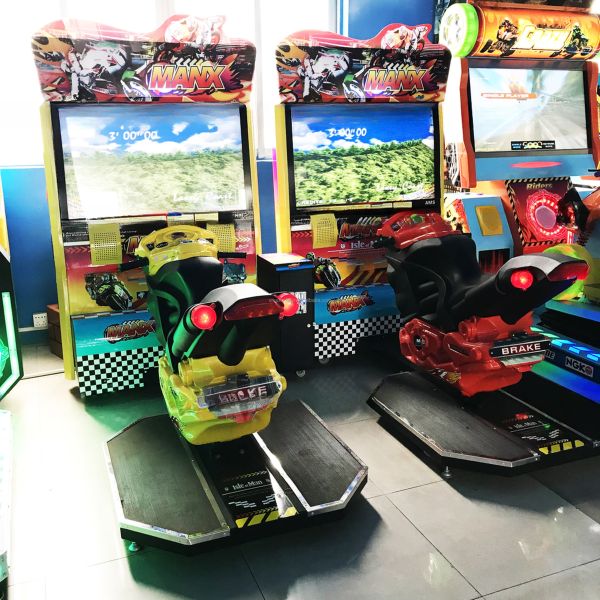 Enjoyable 42LCD MANX TT Superbike Arcade Machine For Games Mall