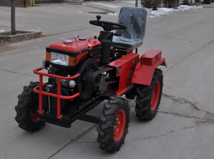 12HP Mini Tractor Small Mini Tractor with Four Wheels and 12HP Cheap Tractor